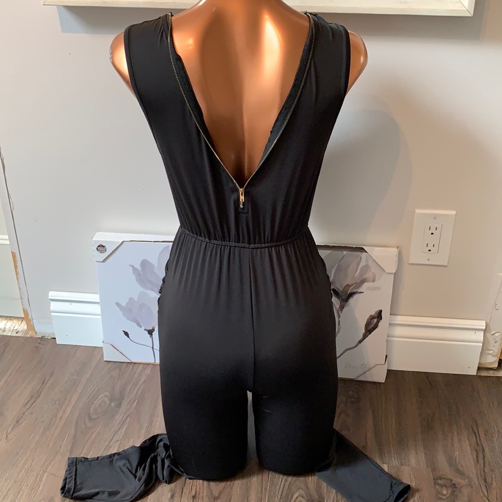 👯‍♀️ Jumpsuits Black & Gold